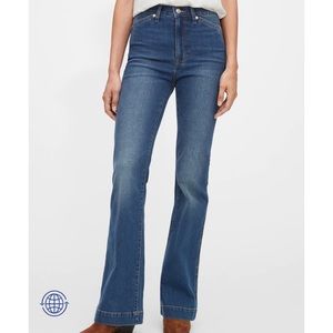 GAP FACTORY High Rise Flare Jeans With Washwell Size 14/32R